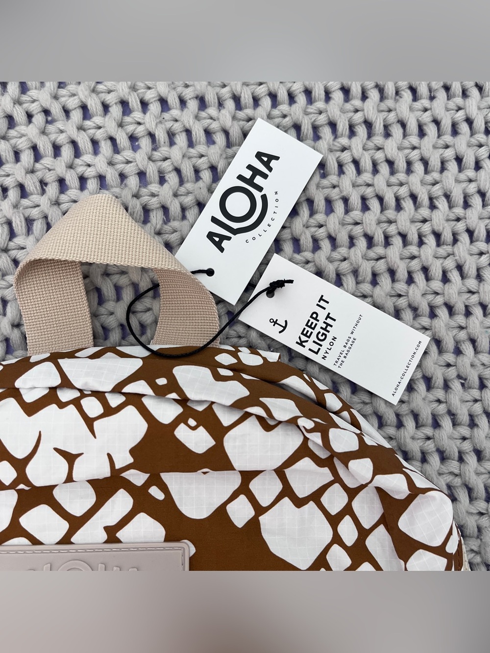 Aloha Collection• KEEP IT LIGHT Backpack Textile Cone Shell Brown Sugar - Picture 3 of 9